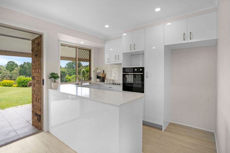 Two bedroom villa in beautiful lakefront setting -  under renovation