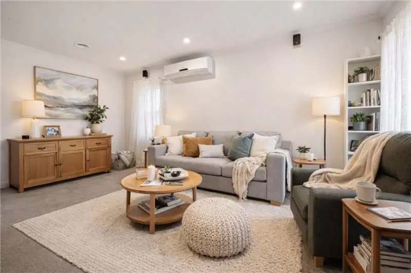 Lifestyle Communities Officer - A huge hobby room in your own backyard