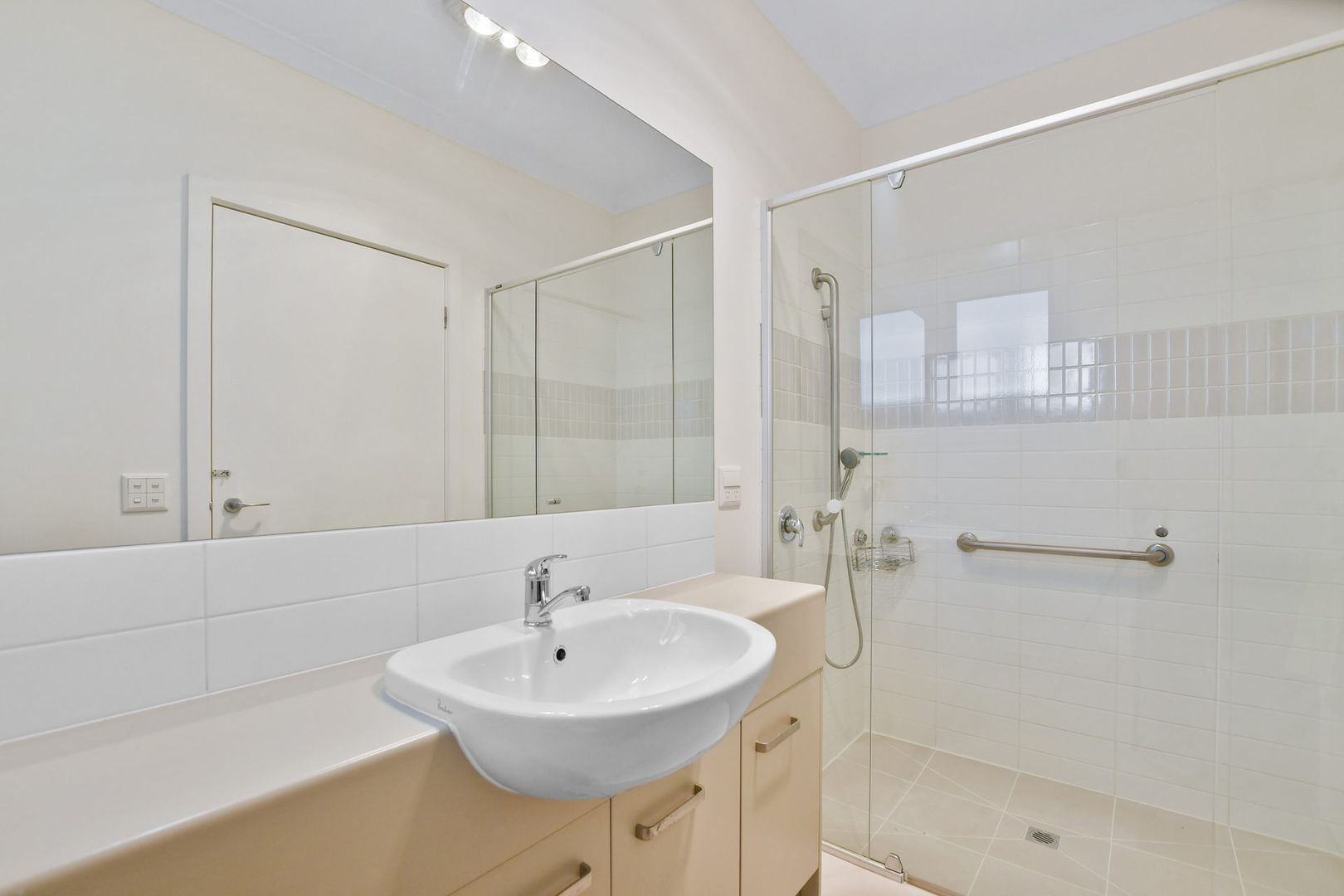Light, Space and Lifestyle Combined