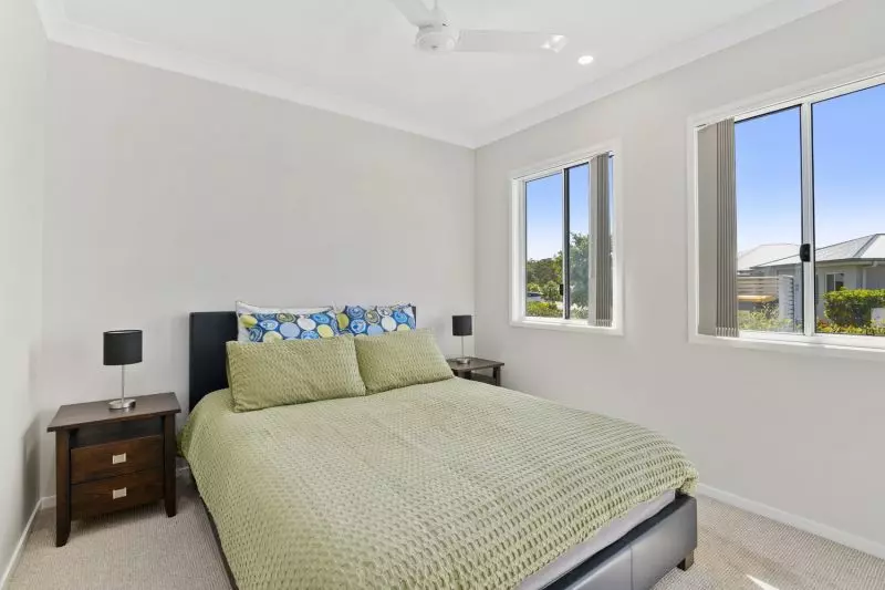 Tranquil Living, Spacious Backyard