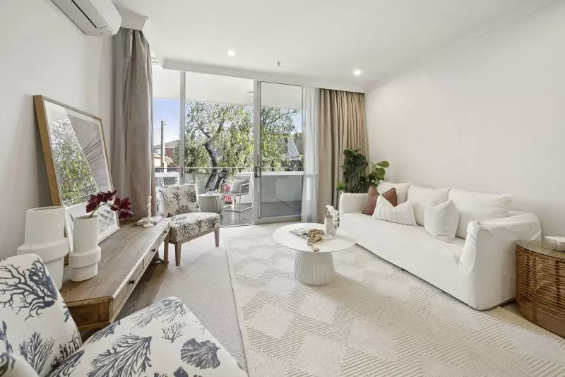 Convenient and Easy Lifestyle - Deposit Taken