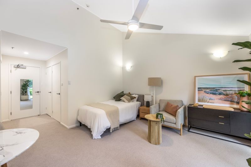 Modern Upgraded Studio Apartment