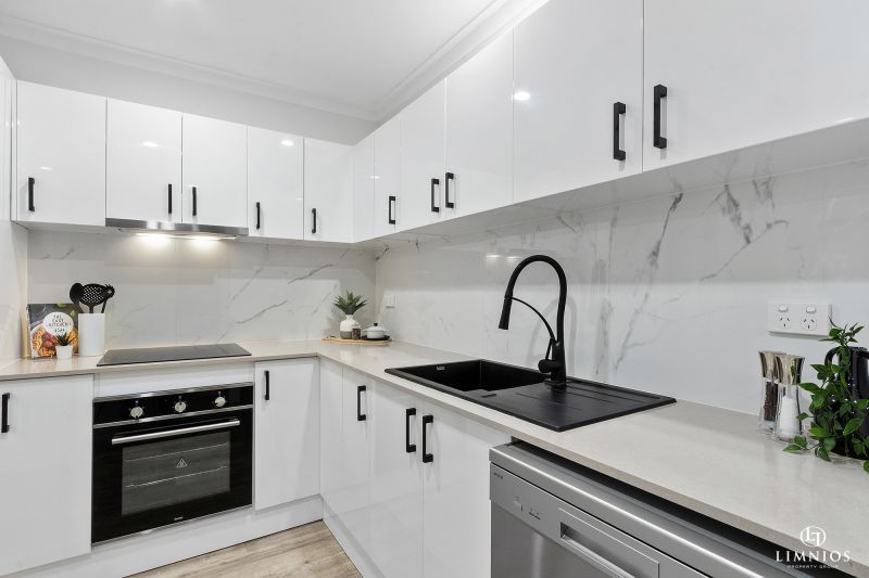 Simply Stunning and Feature Packed!