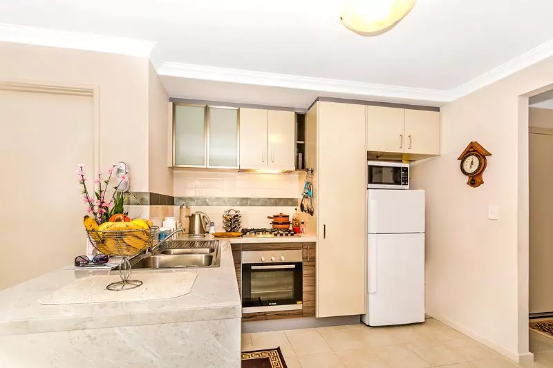 Perfect location stunning home. Home open Sun 26th June, 10am to 10.40am