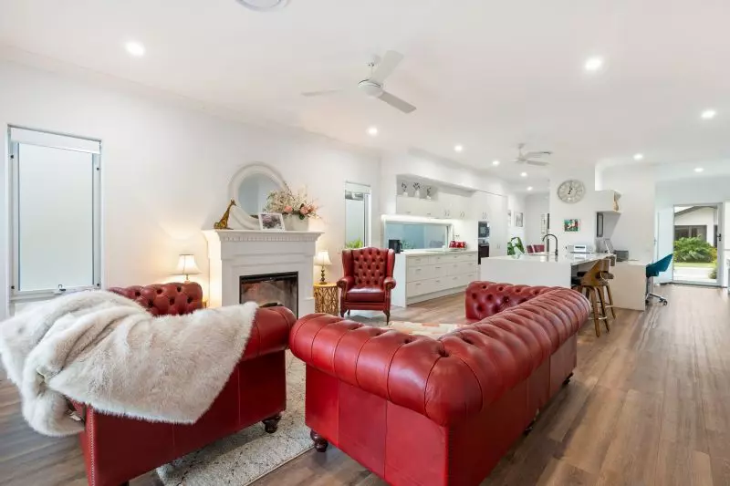 Site 77 - Established Gold Bronte