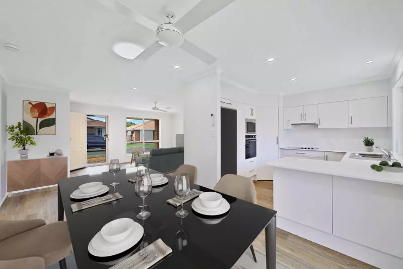 Garden Oasis, 3 Bedroom Villa, ready to go!