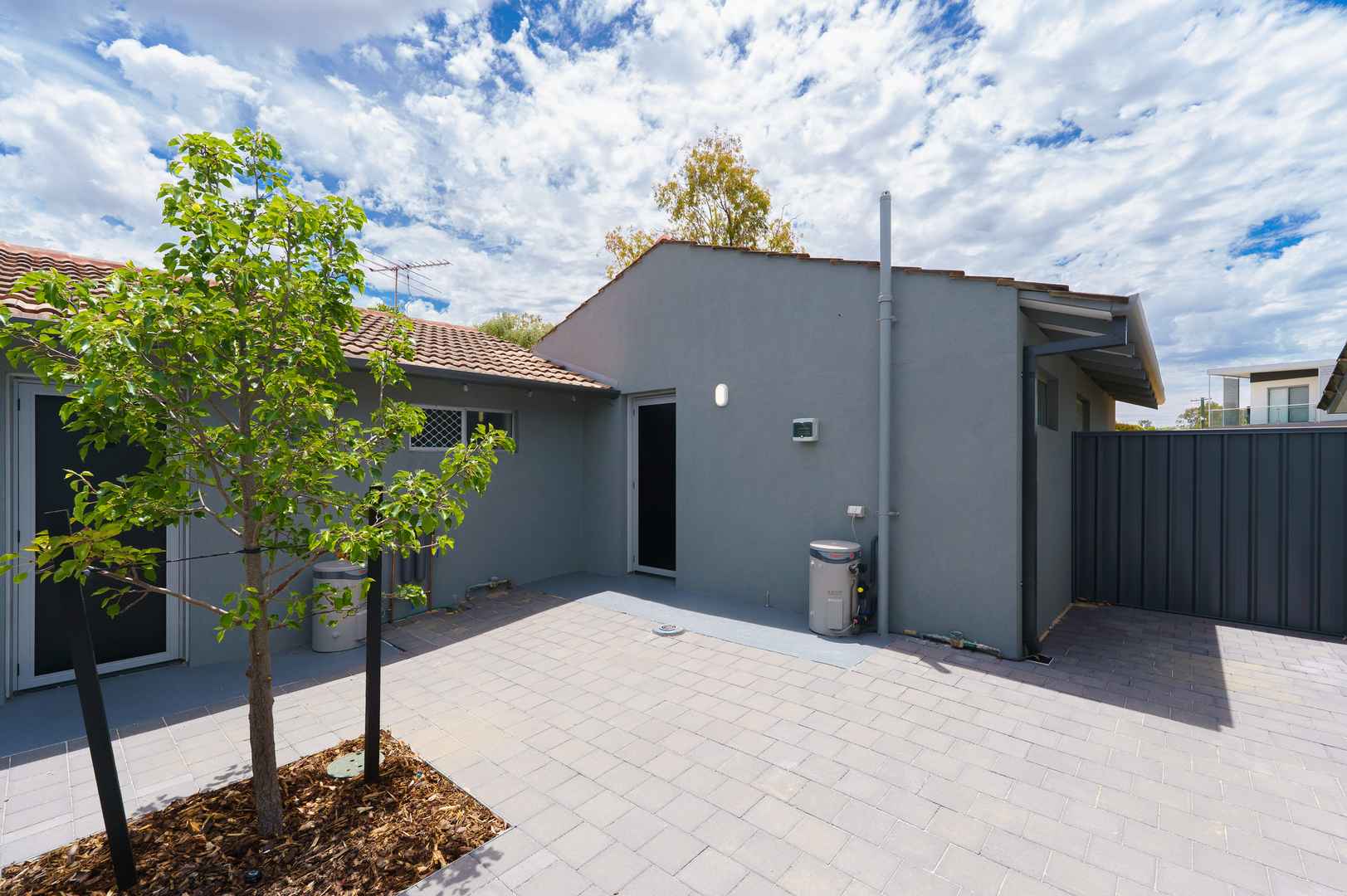 Aspen Living Viveash 