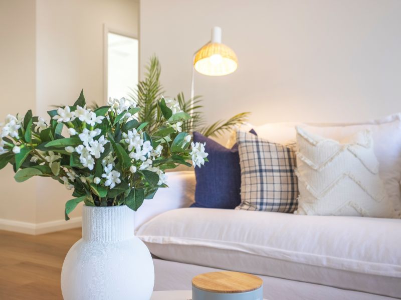 Elegant living by Shortland Waters golf course