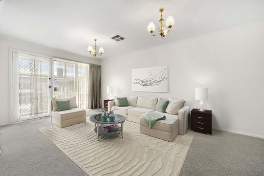 Modern Comfort with Outdoor Appeal