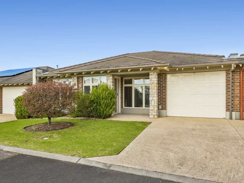Modern Elegance, Quiet Location