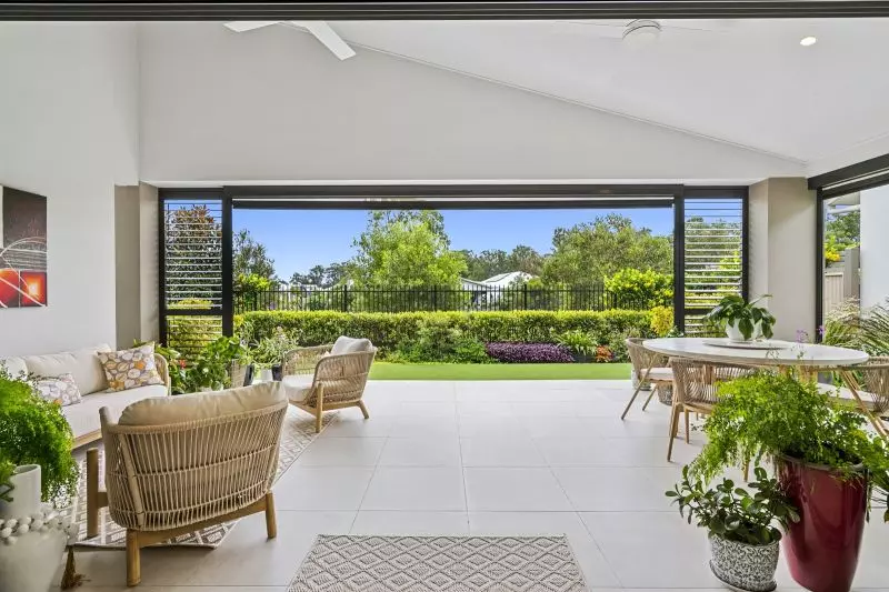 Exquisite Lakeside Property