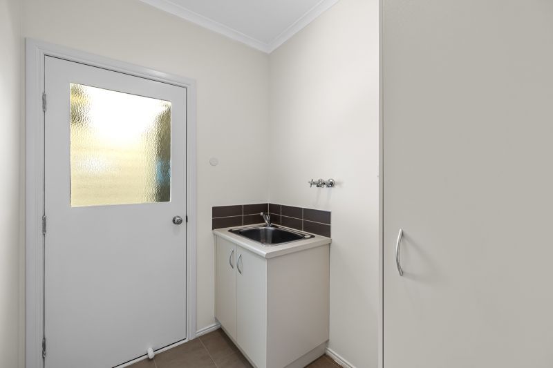 Bright and Spacious Home with Landscaped Gardens