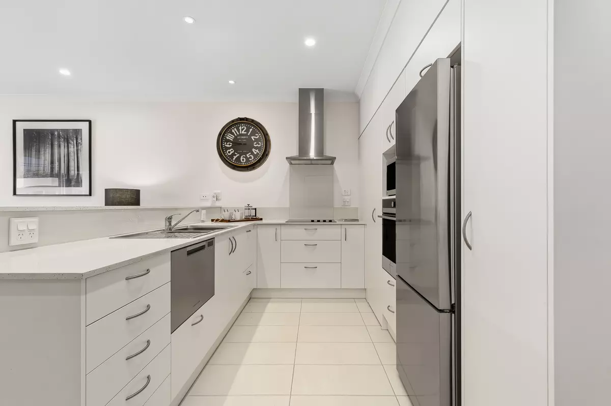 Charming Garden Views