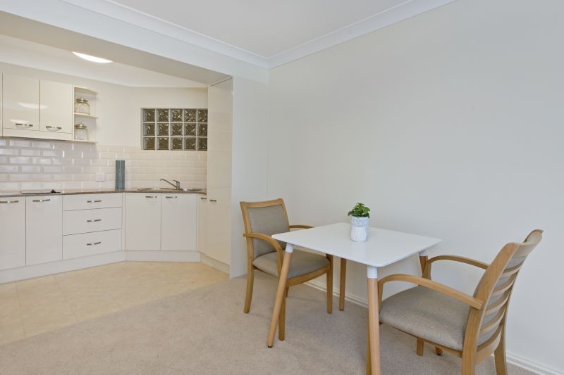 Affordable & luxurious retirement apartment for the over 55 year old