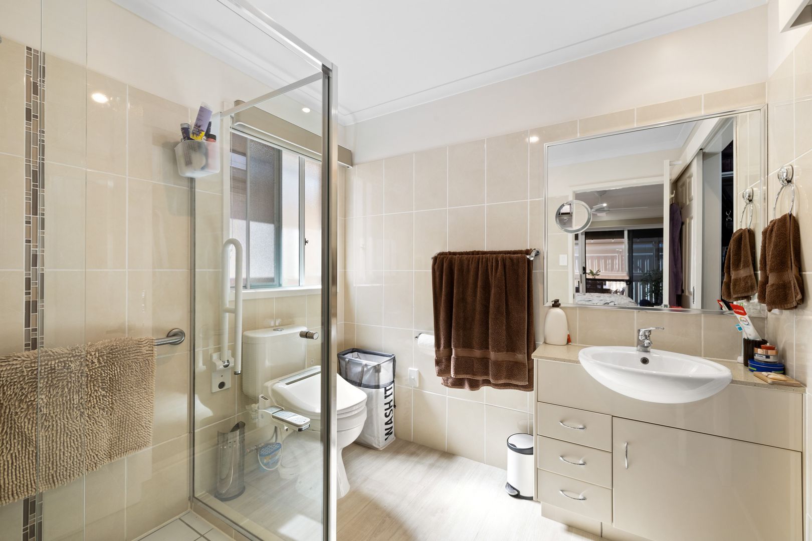 Well presented two bedroom plus study home in Palm Lake Resort Eagleby