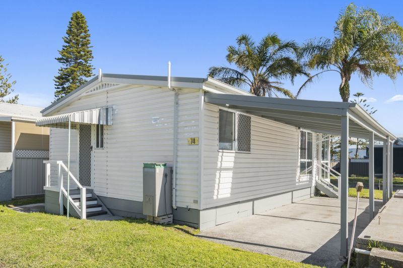 Jettys by the Lake - Site 74