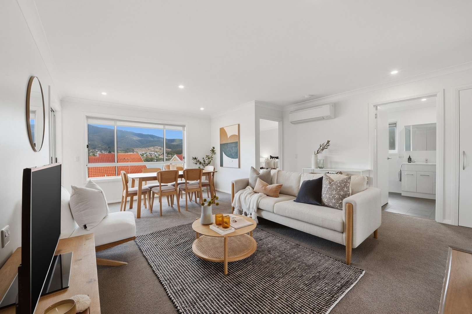 Westerly Facing Villa With Attached Garage