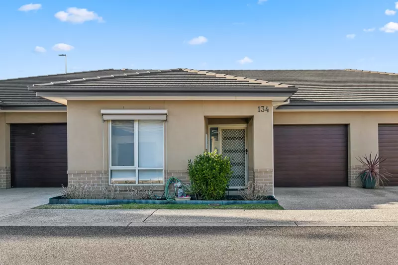 Stylish Villa with Fresh Updates and Leafy Courtyard