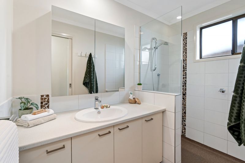 Lovely 1 Bed Unit - Fully Renovated!