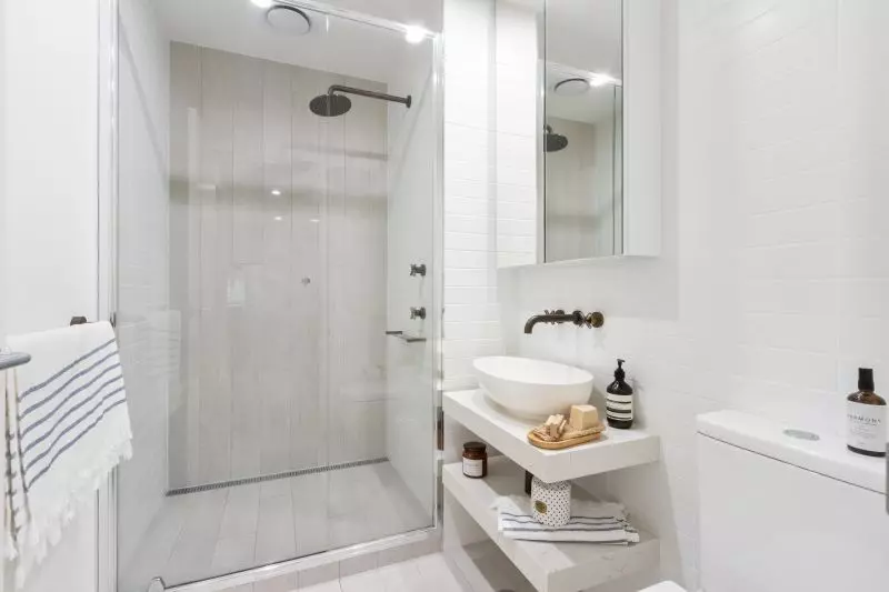 Great Outlook and Stylish Living!