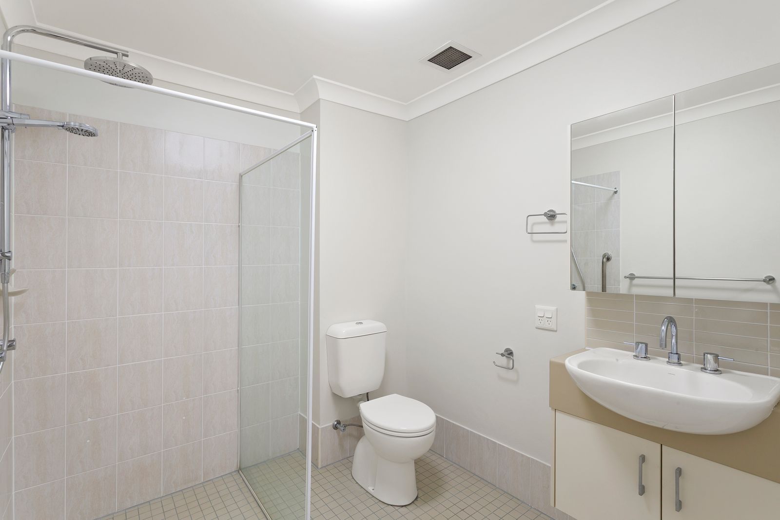 Studio | Serviced Apartment 311