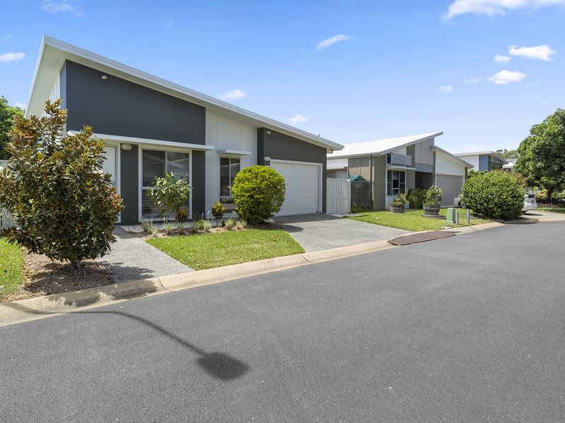 Beautiful home in over 50s resort style community