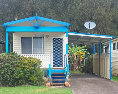 Jettys by the Lake - Site 317