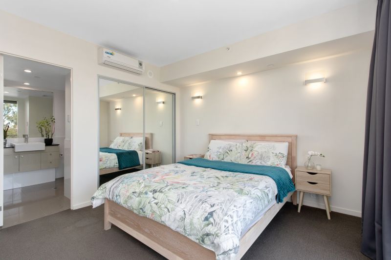 Superb Living by the River