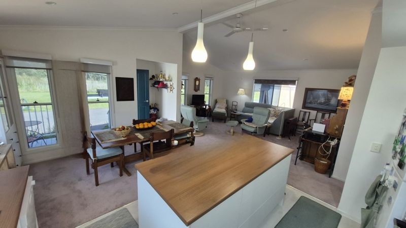 Don't Fence Me In! Outlook!