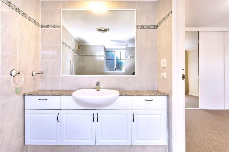 ARCADIA WATERS SWANBOURNE - Don't let this one get away!