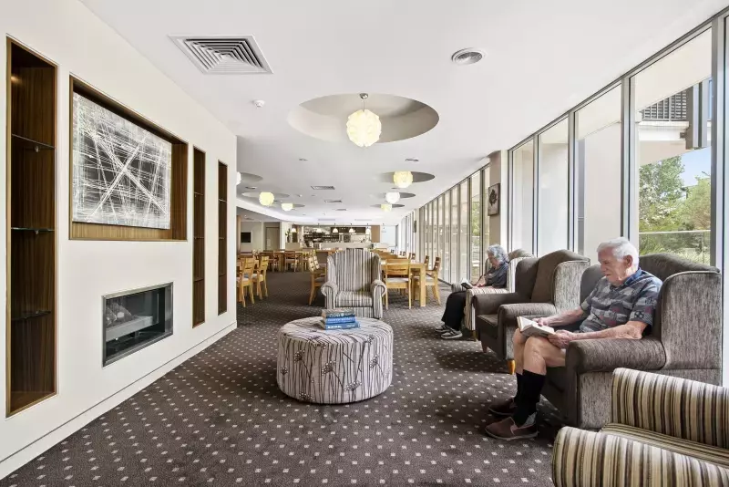 Rare offering, a north-facing retirement village apartment. Lift access generous proportions secure double garage and very favourable financial terms