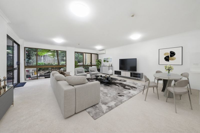 Rare supersized one bedroom apartment!