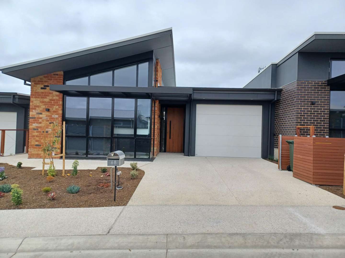 Unit 68 available now please call Andrea on 0455 448 831 to arrange an inspection. 