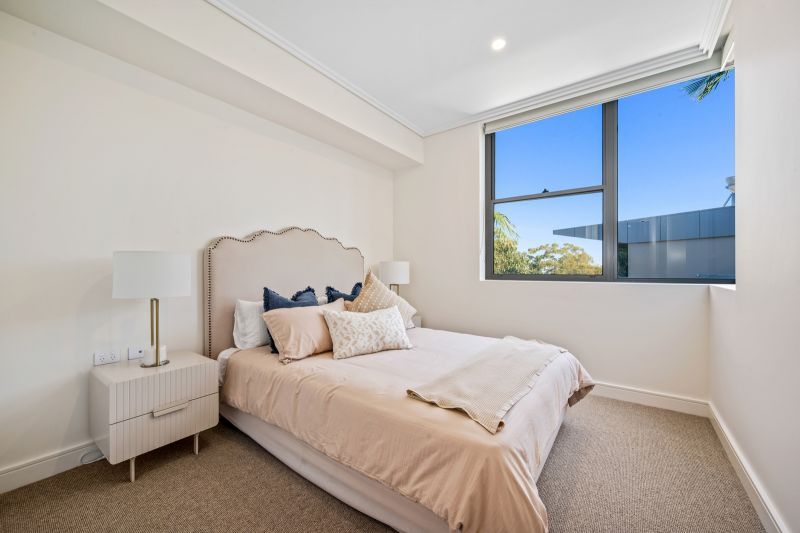 Bright, Stylish First-Floor Apartment