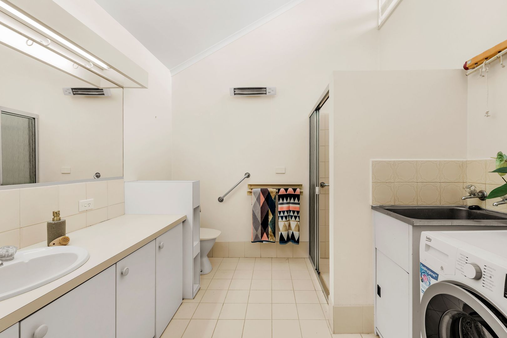 Maranoa Close Retirement Village, Freehold Strata Title unit. 