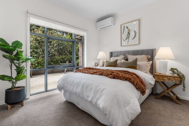 Ground-floor one-bedroom apartment