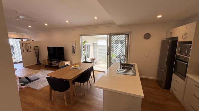 IMMACULATE OVER 50'S LIVING
