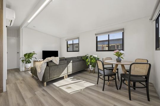 Modern Coastal Living – Low Maintenance, Move-In Ready