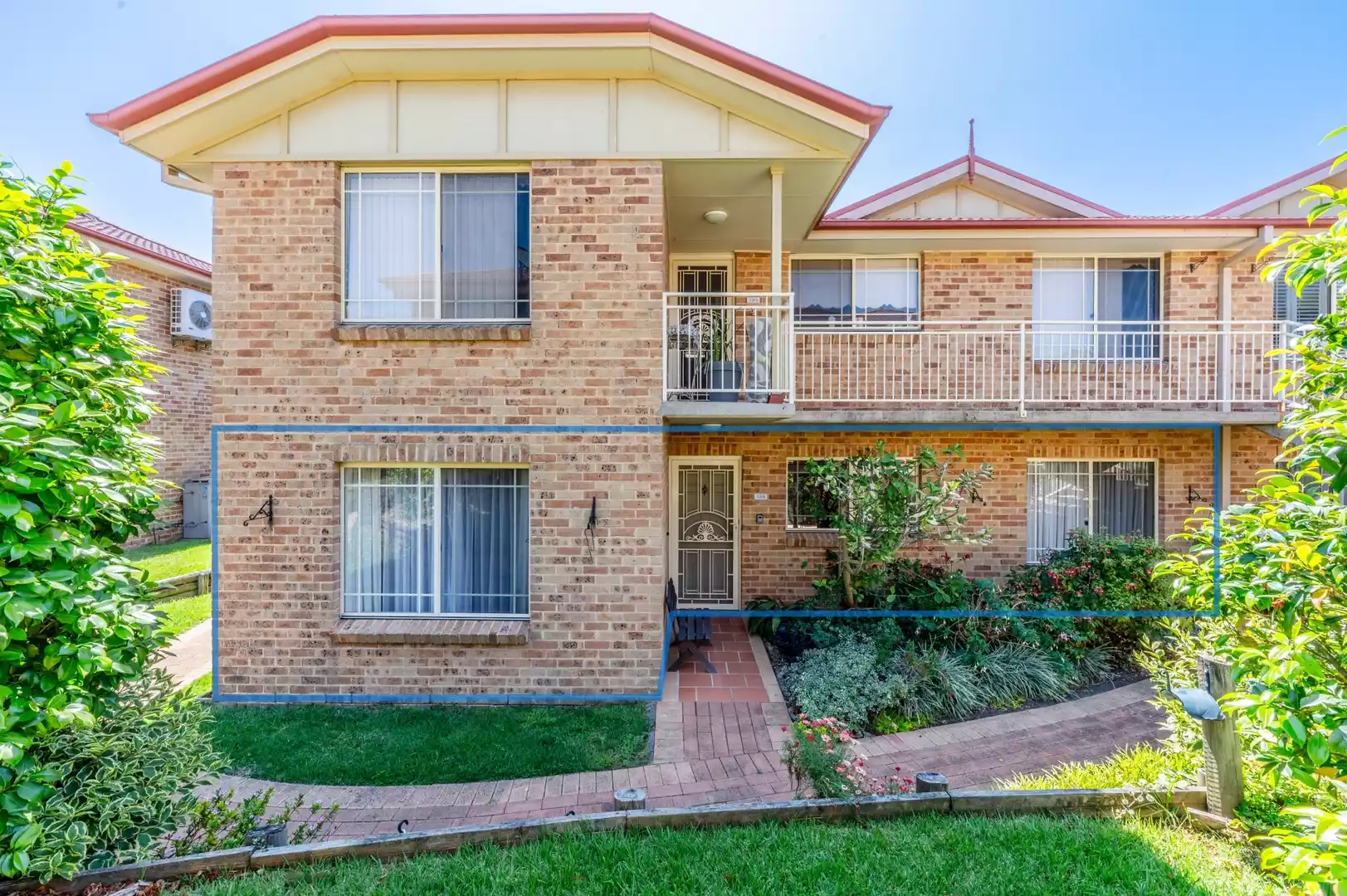 Two-Bedroom Unit With Garage in Prime Location