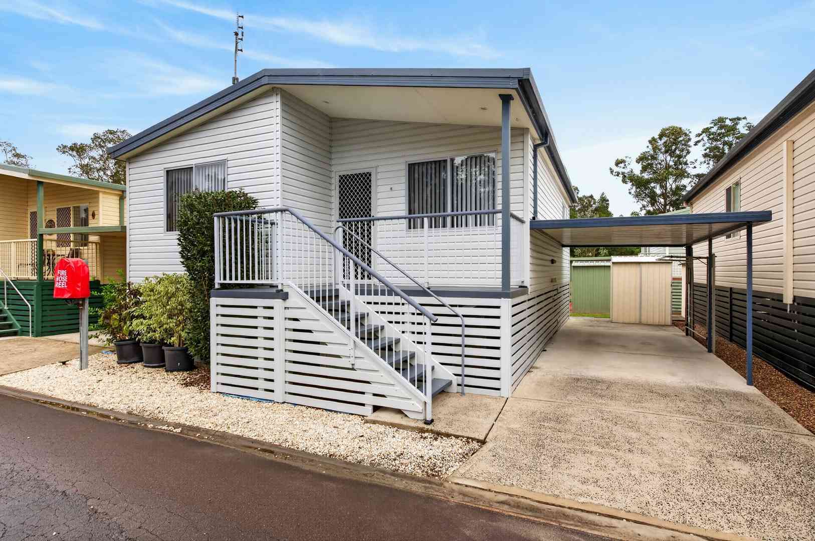 Neat & Comfortable Two-Bedroom Home - Meander Village