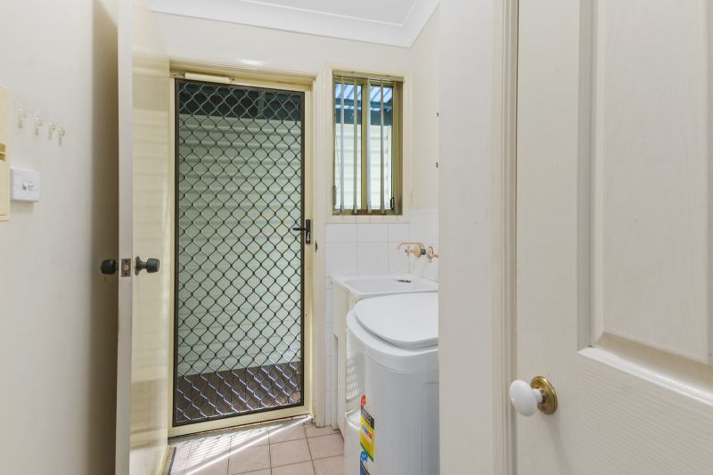 Bright & Breezy Two Bedroom Home