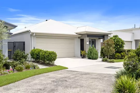 Site 92 - Established Kalbar