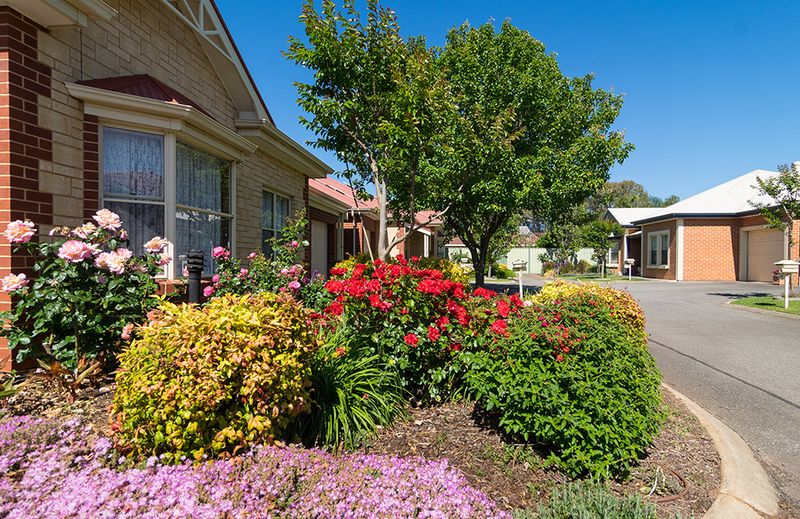 Spacious Independent Living Unit, perfect for the retiree requiring a little extra space!