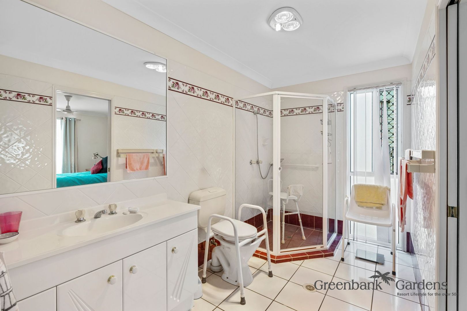 Stylish & Easy-Care Living in Greenbank Gardens