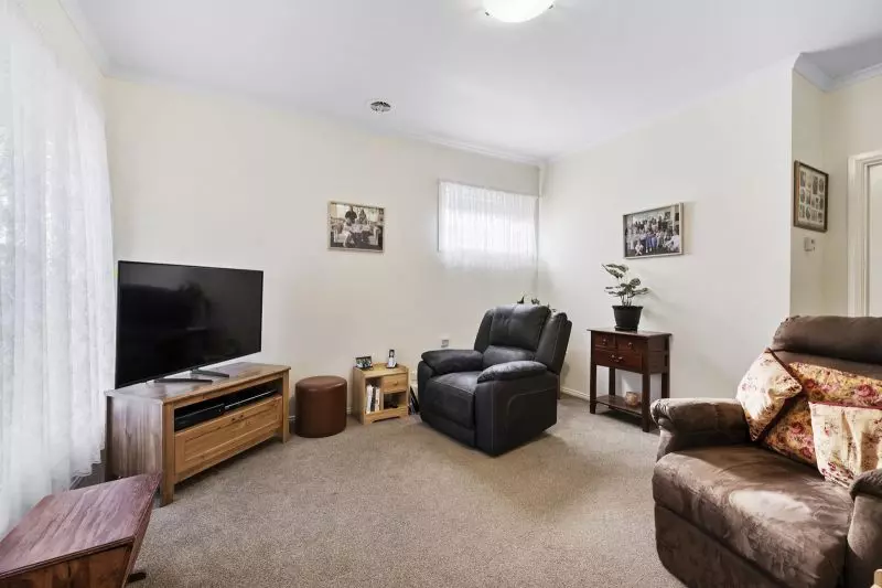 Cosy Single-bedroom Home