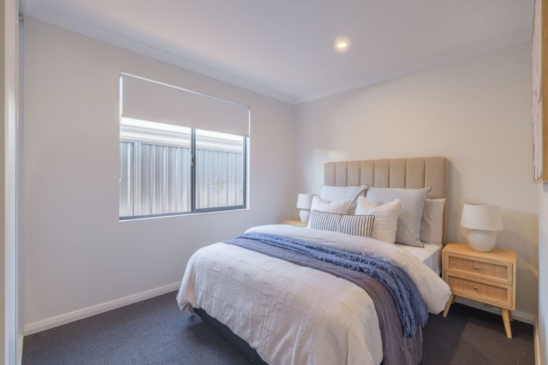 Light filled, modern 2 bed home