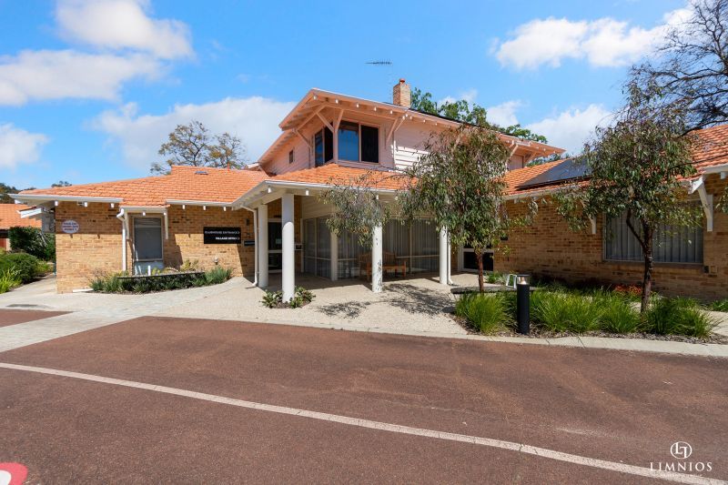 Light, bright 2 Bedroom Villa with Modern Upgrades in a Prime Location!