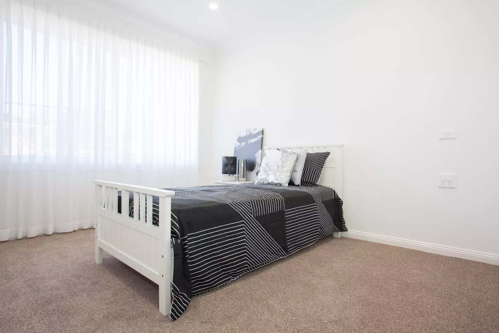 Live your retirement dream in garden surrounds!