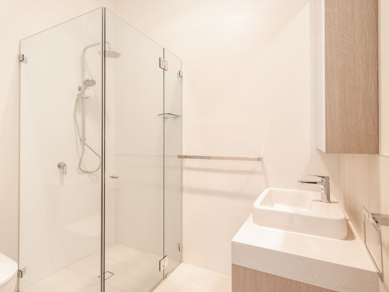 Parkside Living with Brand New Renovation