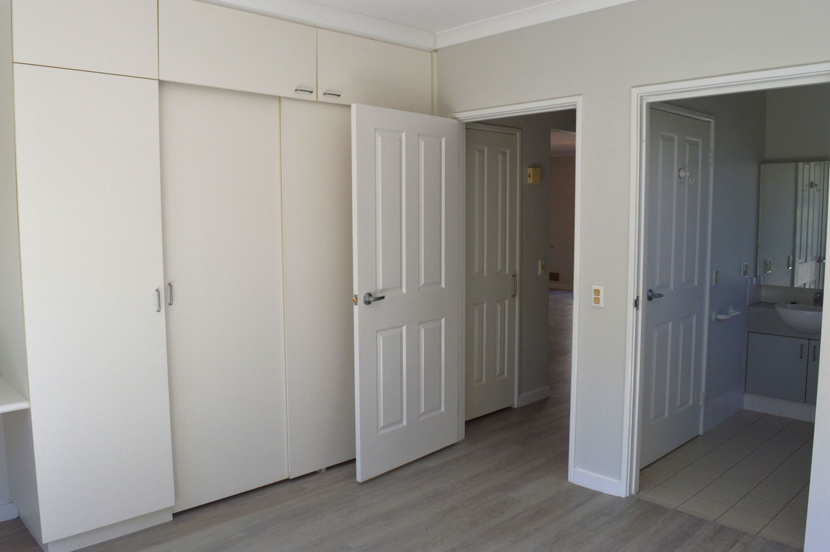 Outstanding 3 bedroom Independent Living Unit - Unit 32 Capecare Ray Village